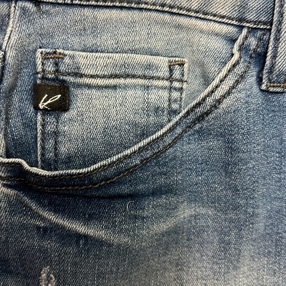 KanCan Distressed Jean Miniskirt Sz 5/26 frayed bottom - Picture 2 of 12